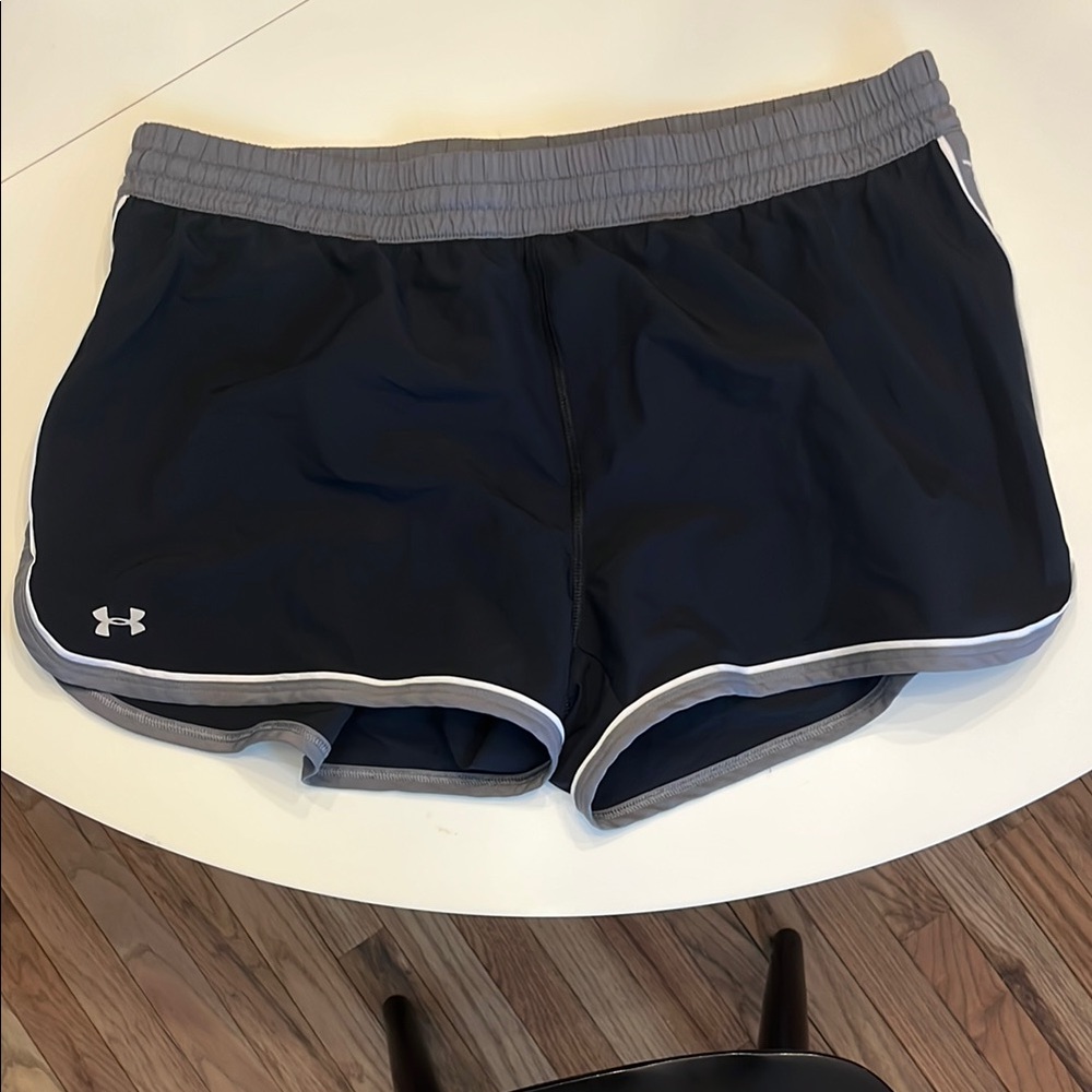 Women’s under armour athletic short